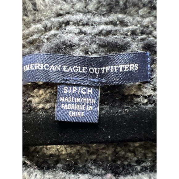 American Eagle Fair Isle Pullover Sweater Women's Small Round Neck Gray NEW - Picture 2 of 8